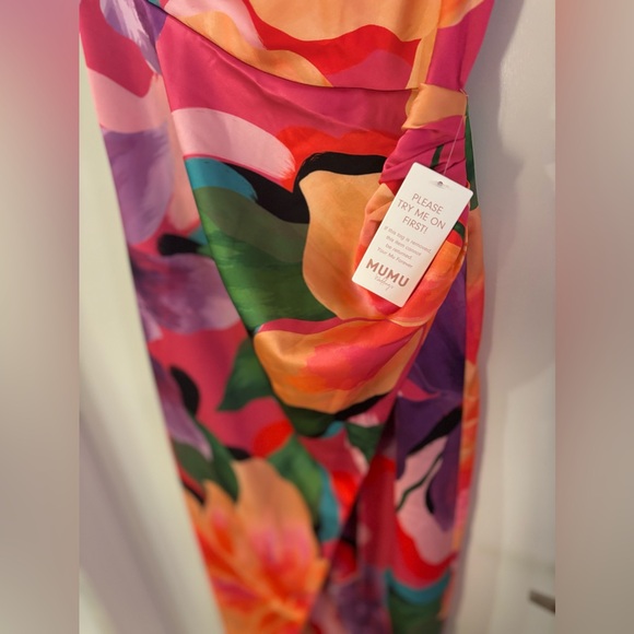 Jodie High Slit Dress - Picture 3 of 11